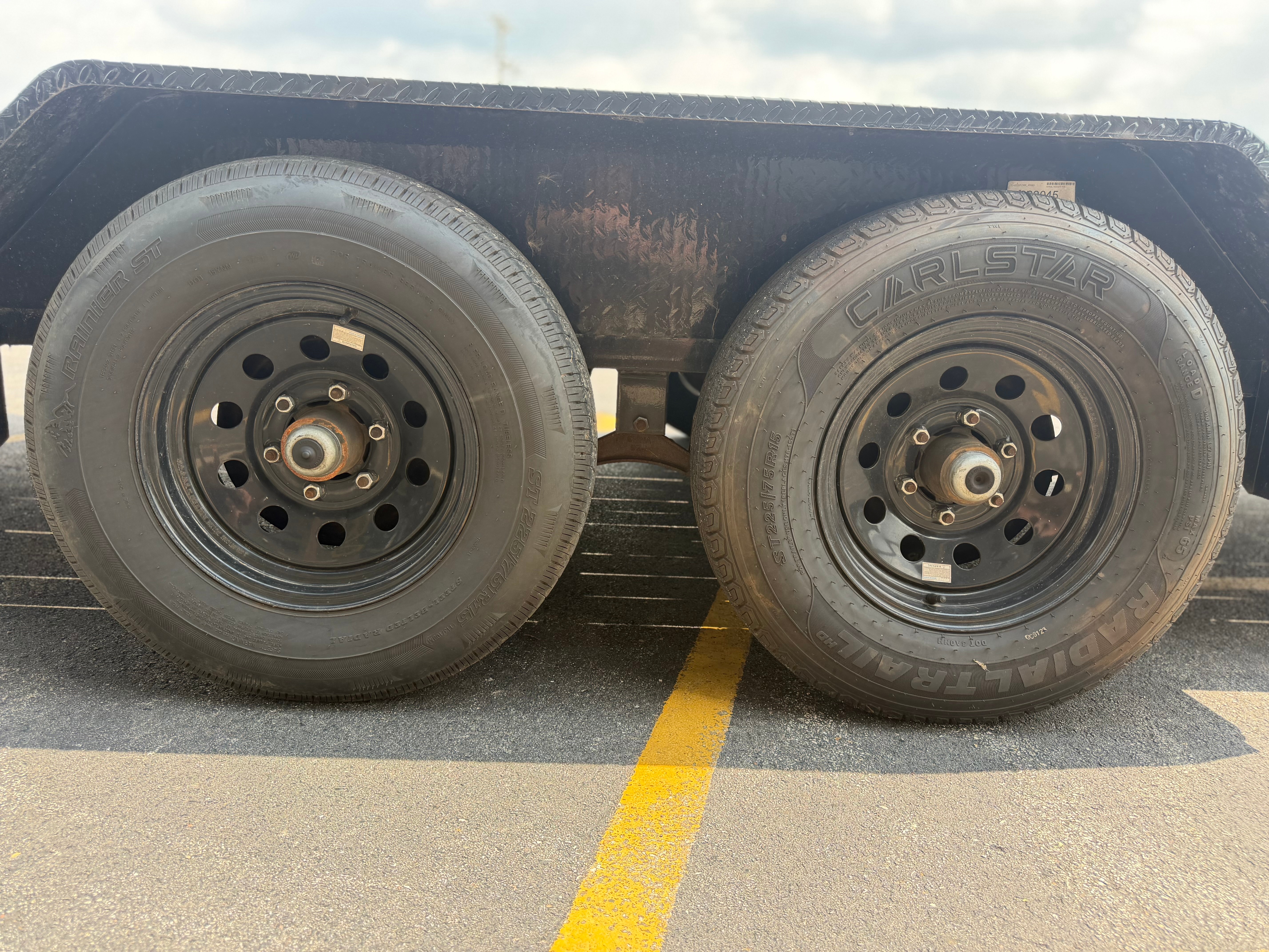 2022 Load Trail 83 x 20 TA CARHAULER Trailers