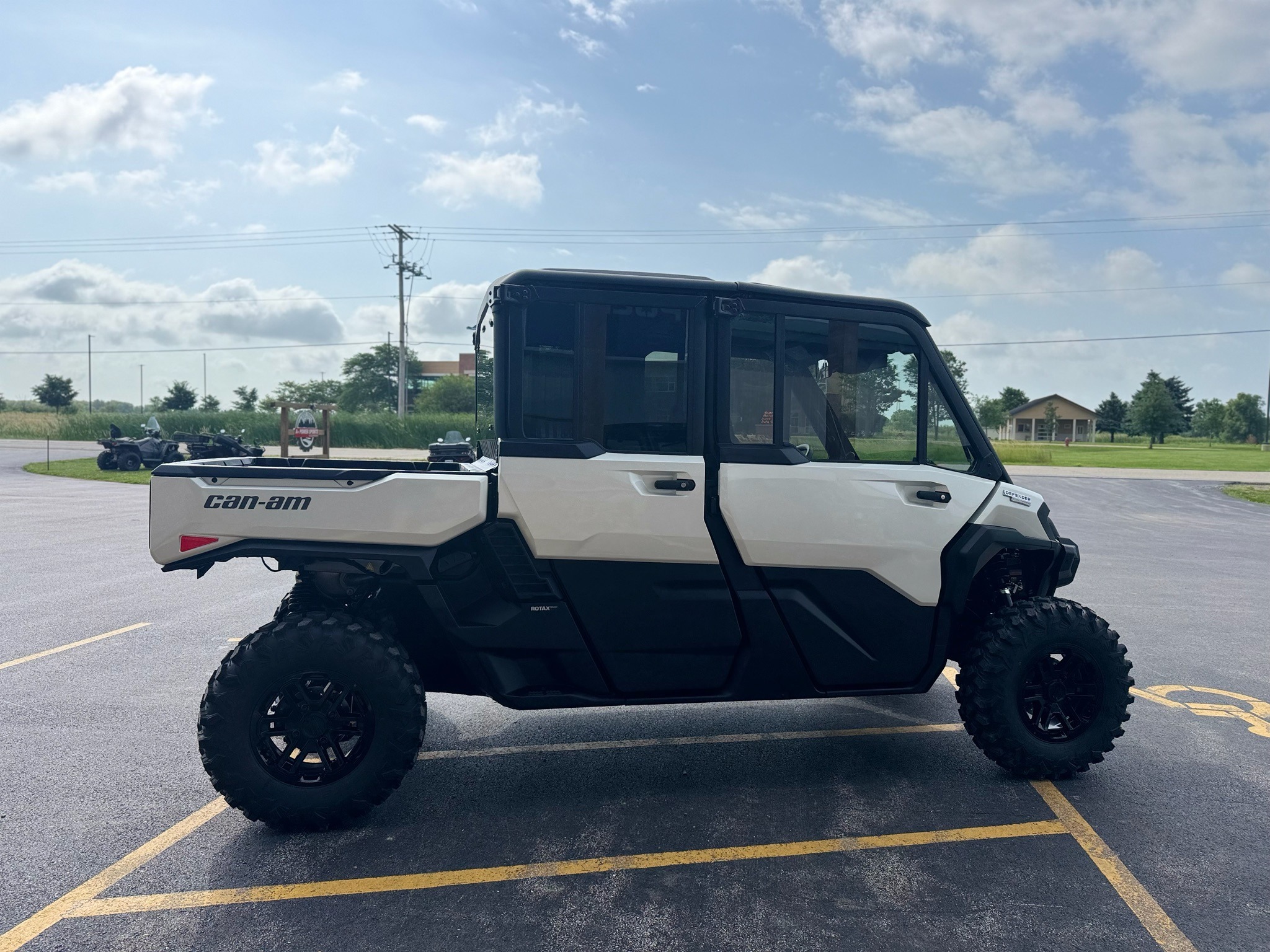 2026 Can-Am Defender MAX Limited HD11 Utility Vehicles