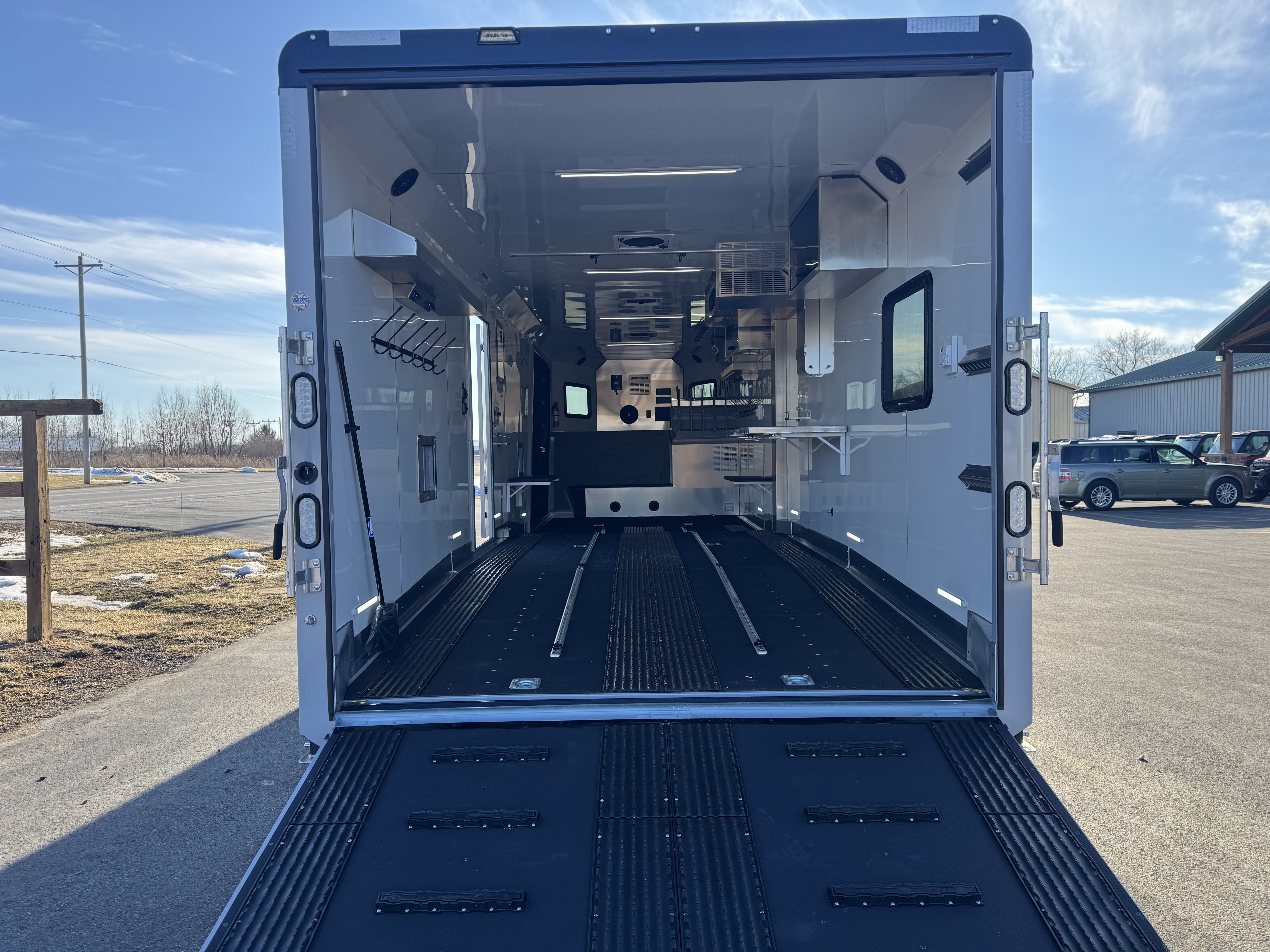 2026 Trails West RPM 28' GN Trailers
