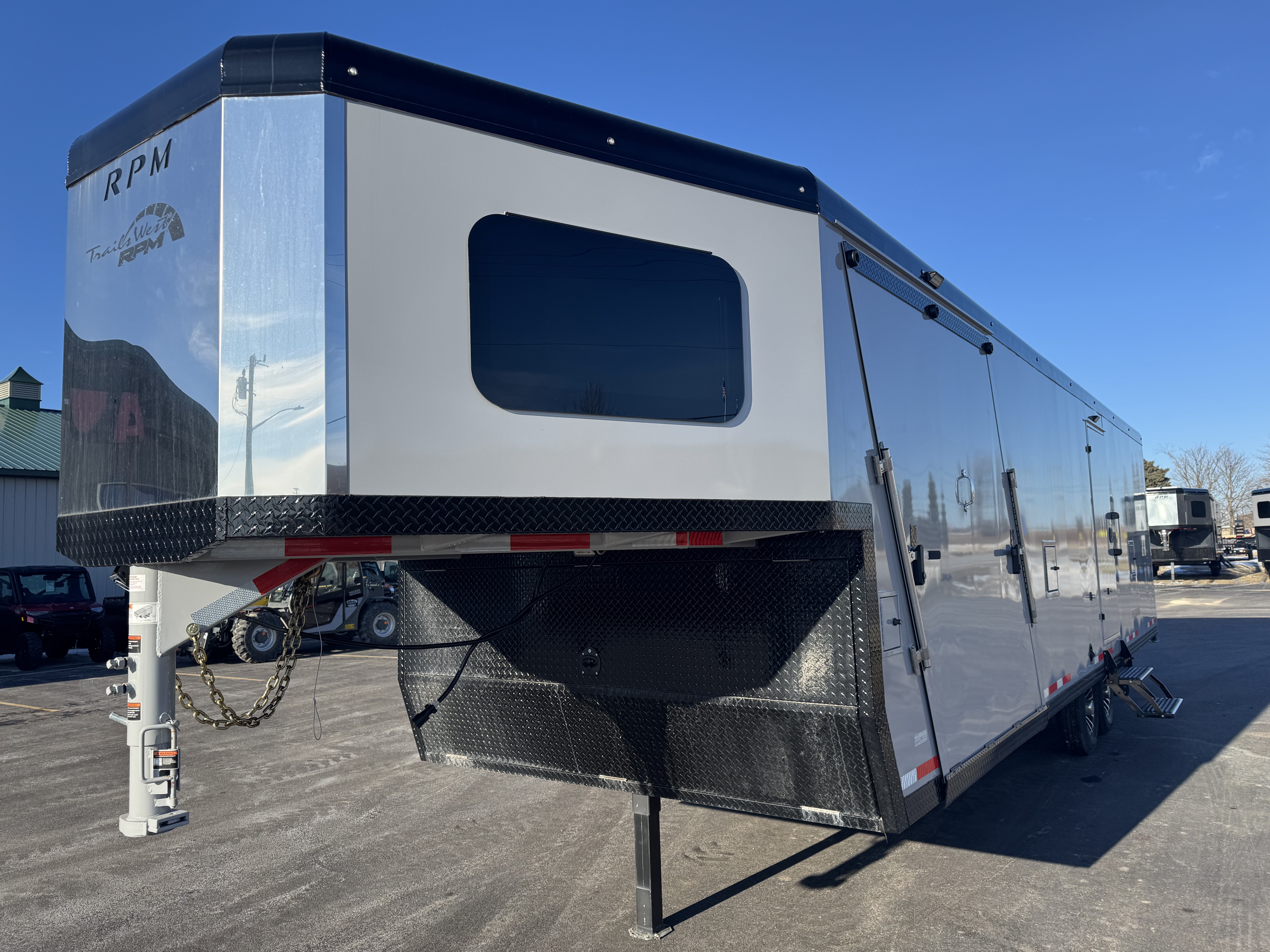 2026 Trails West RPM 28' GN Trailers
