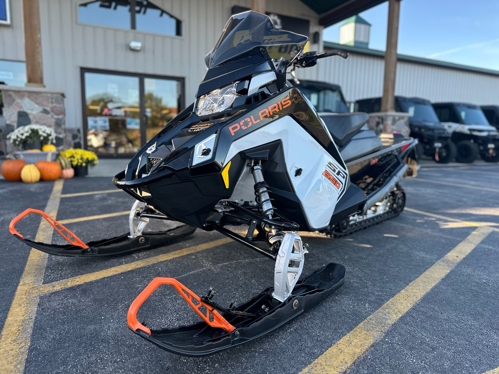 2027 Polaris 650 INDY SP 137 Snowmobile