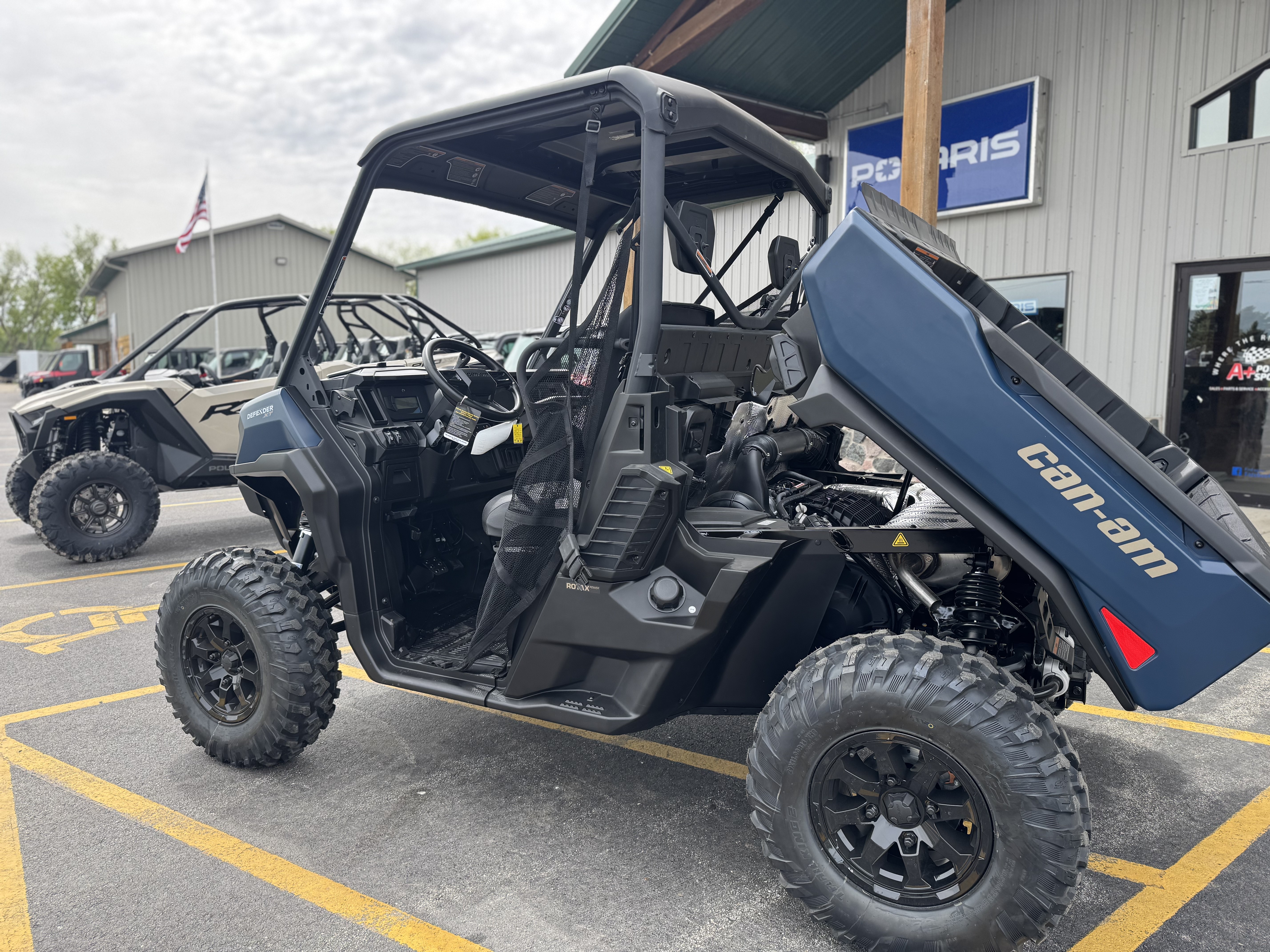 2026 Can-Am Defender XT HD11 Utility Vehicles