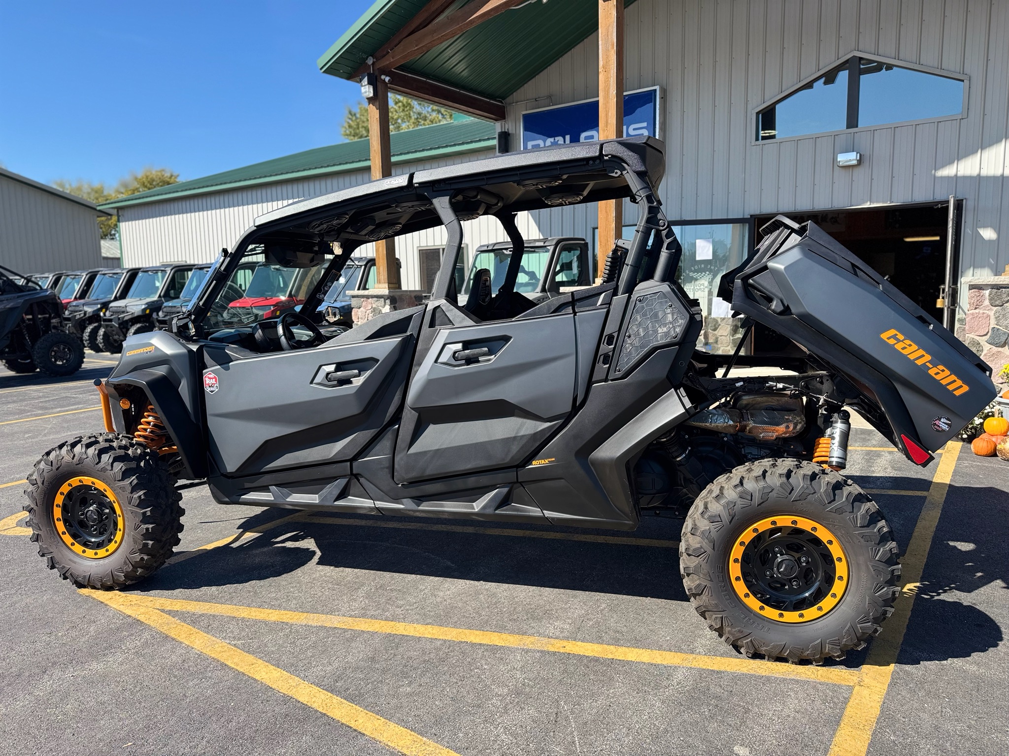 2026 Can-Am Commander MAX XT-P 1000R Utility Vehicles