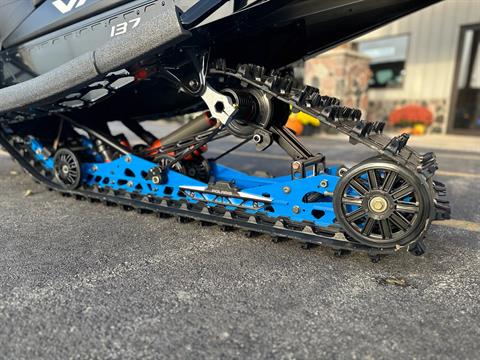 2027 Polaris Patriot 9R INDY VR1 137 DYNAMIX Snowmobile