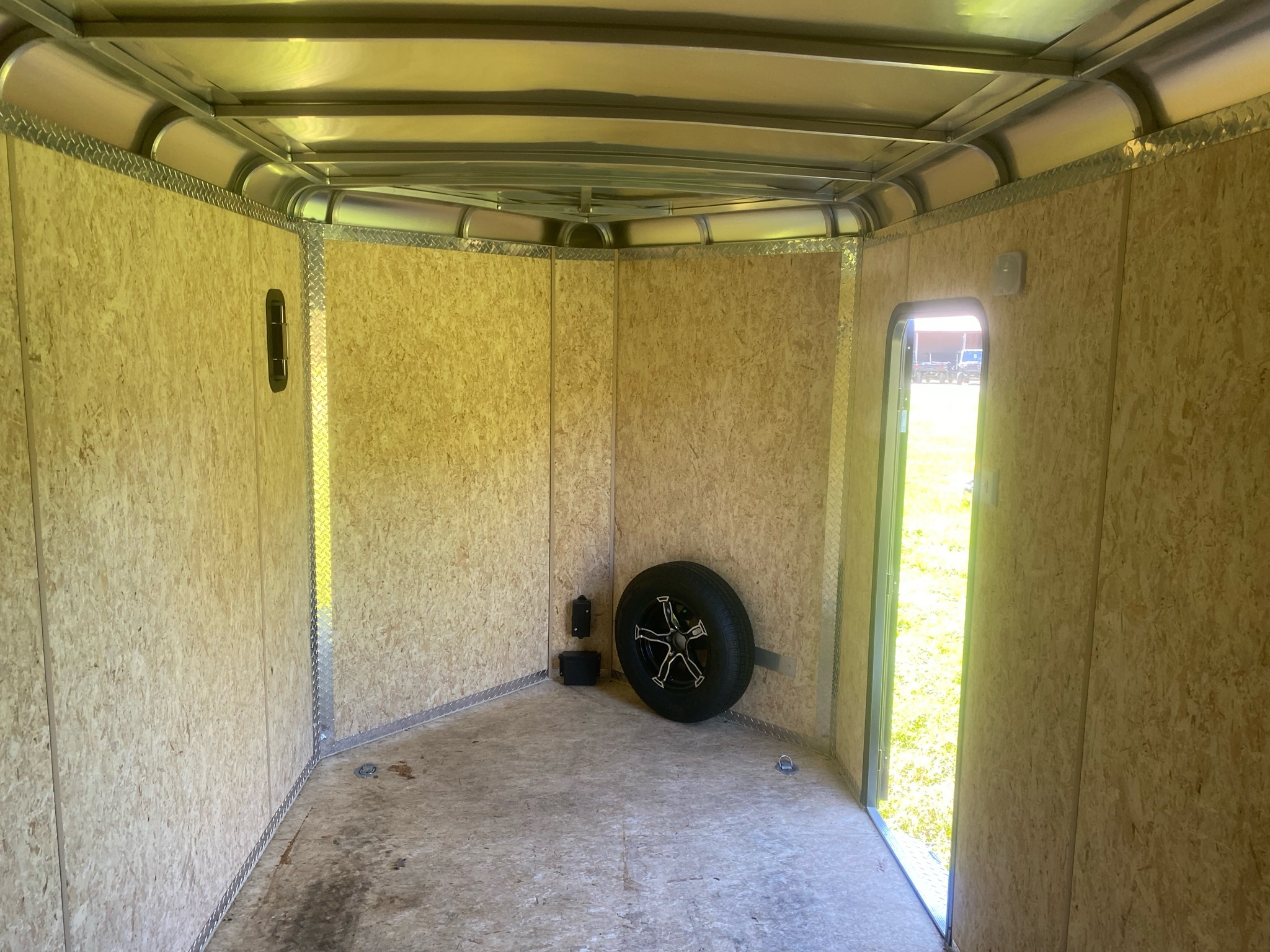 2023 Legend Trailers Deluxe V-Nose Tandem Axle Trailers