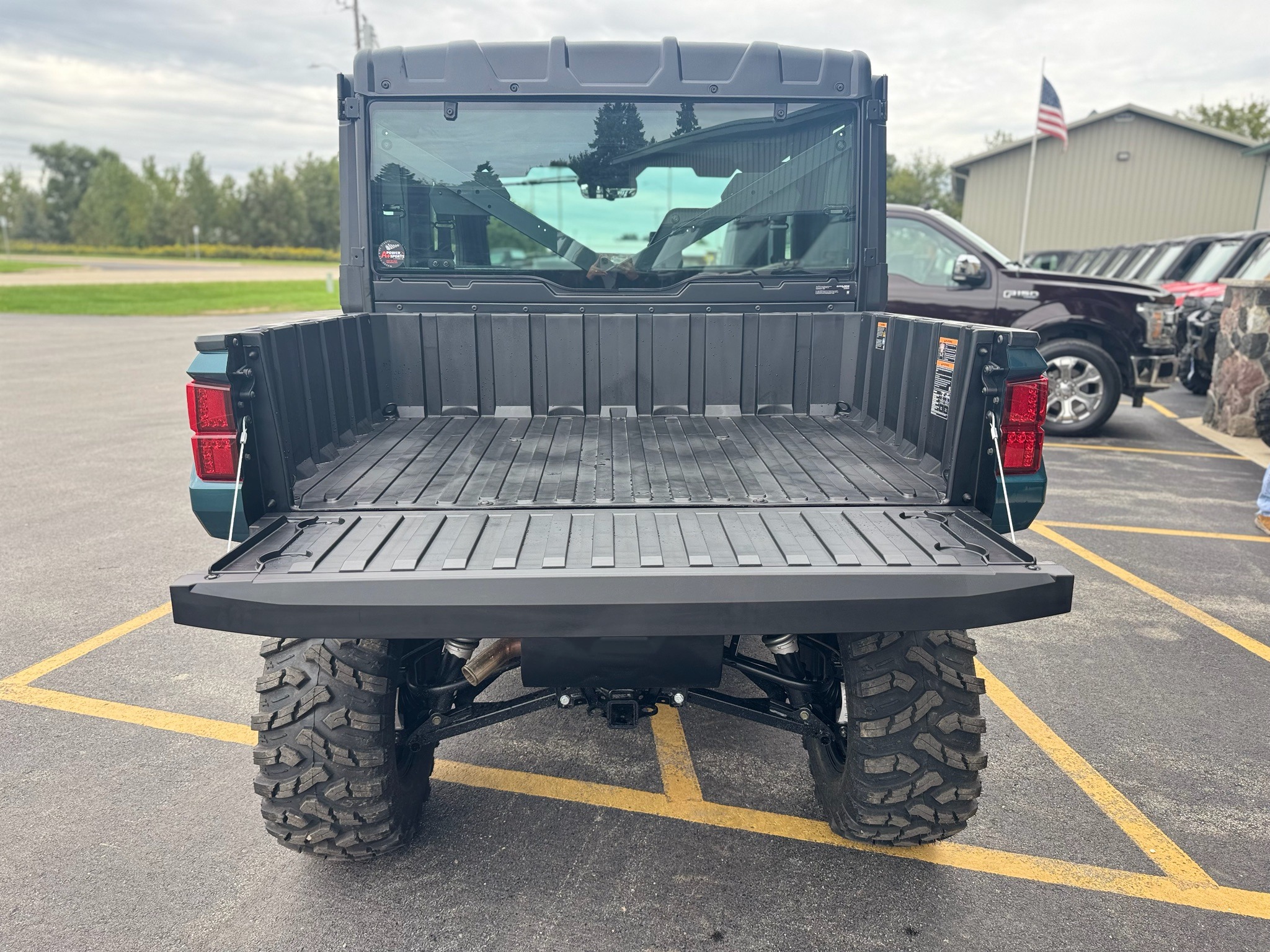 2027 Polaris RANGER CREW XP 1000 NorthStar Premium Utility Vehicles