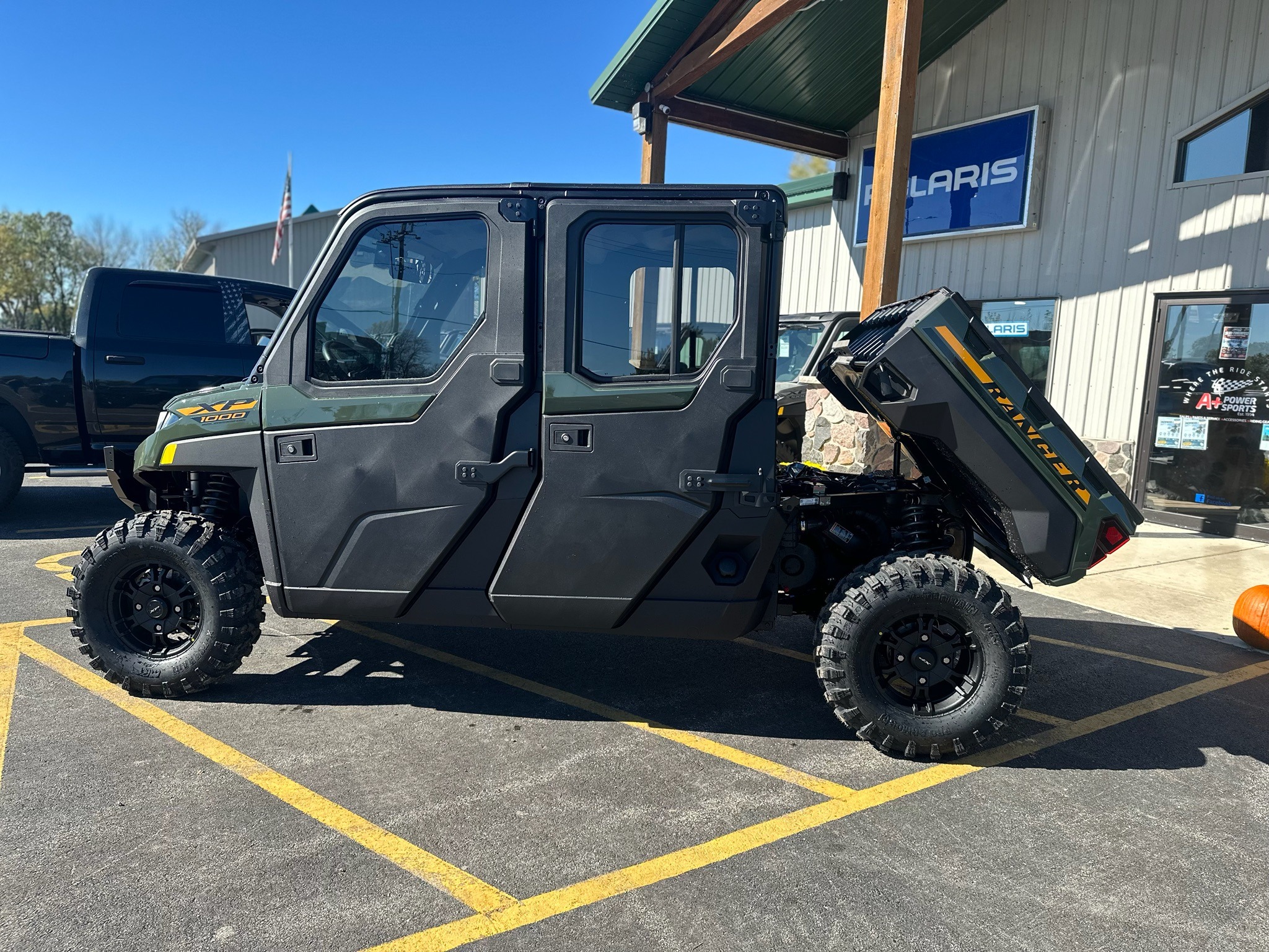 2027 Polaris RANGER CREW XP 1000 NorthStar Ultimate Utility Vehicles