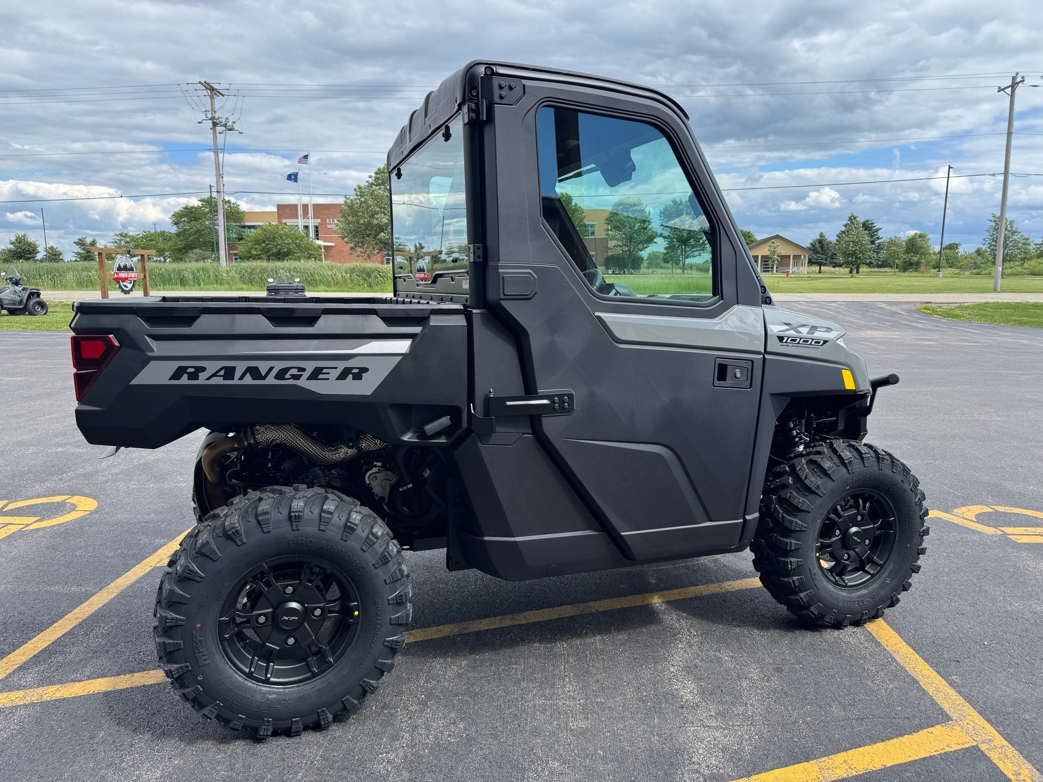 2027 Polaris RANGER XP 1000 CAB Utility Vehicles