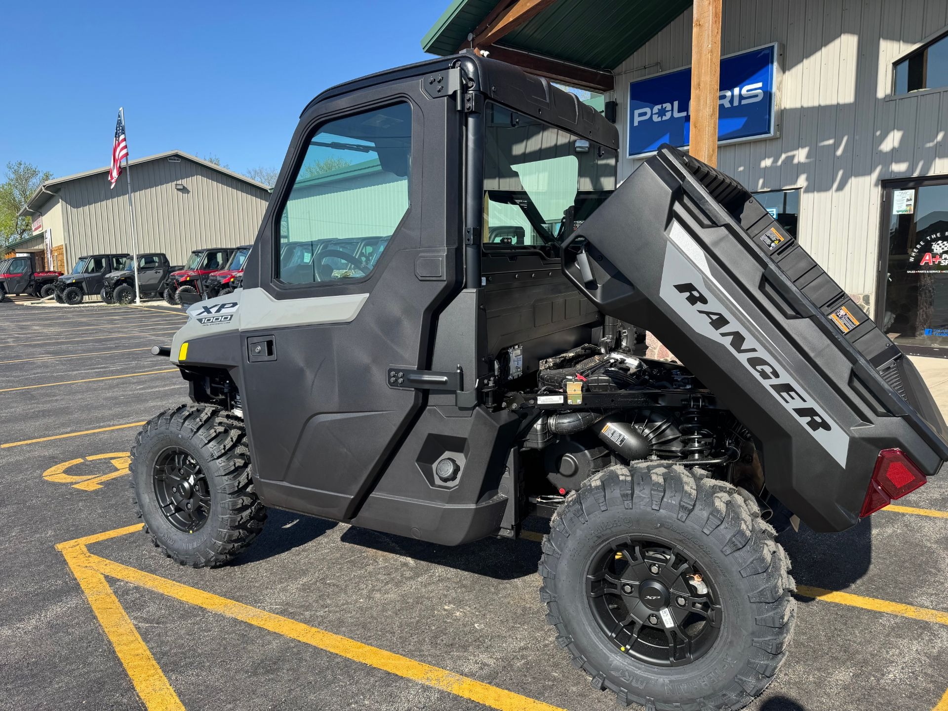 2027 Polaris RANGER XP 1000 CAB Utility Vehicles