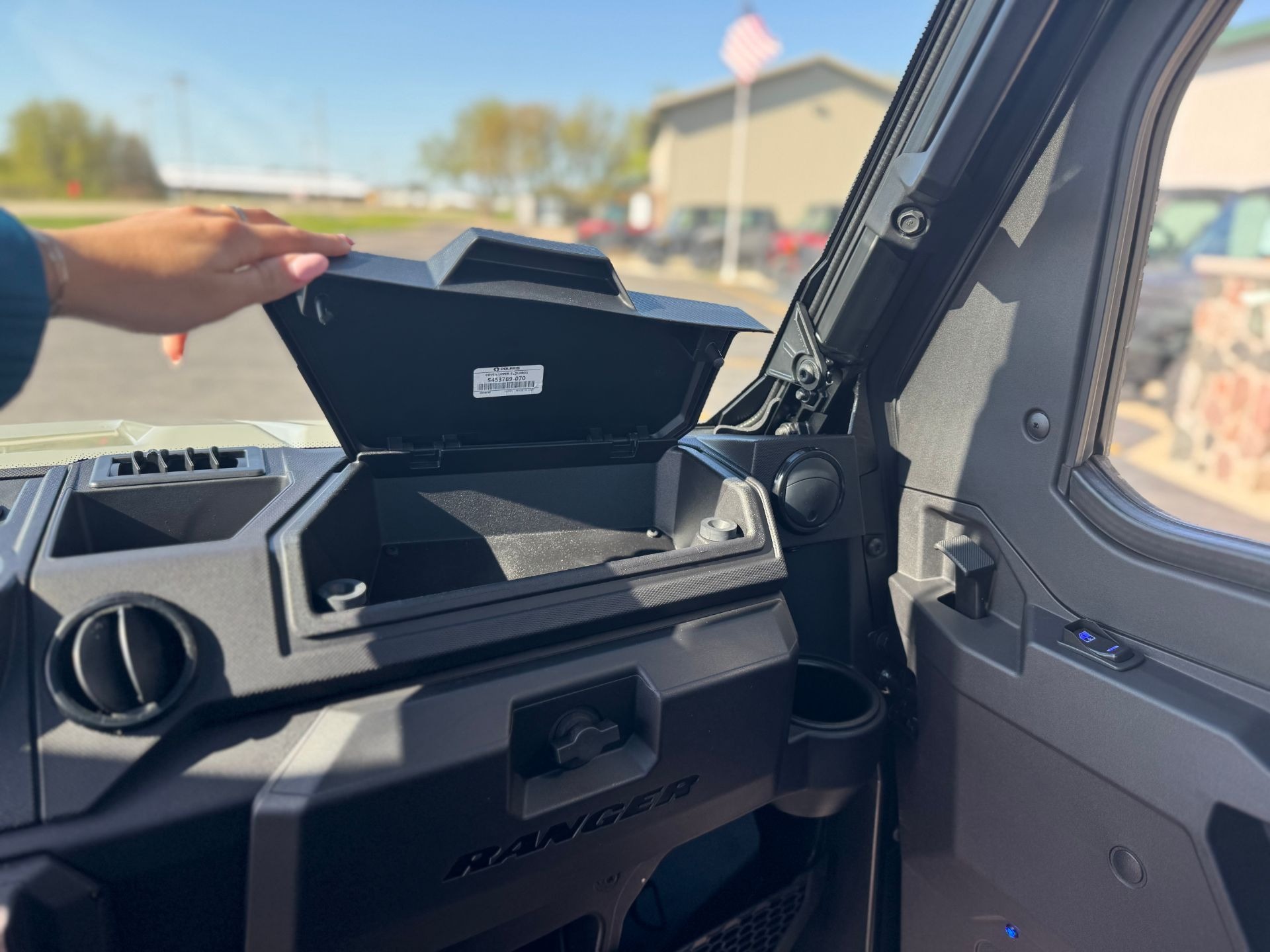 2027 Polaris RANGER XP 1000 CAB Utility Vehicles